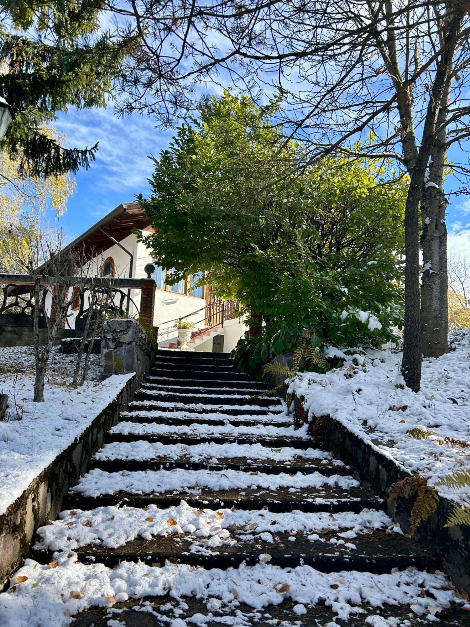 La Villa Del Barone Predaia Kültér fotó